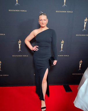 Jenni Poikeluksen Rakkauselämä: Salattu Puoliso Vai Pelkkä Huhu?