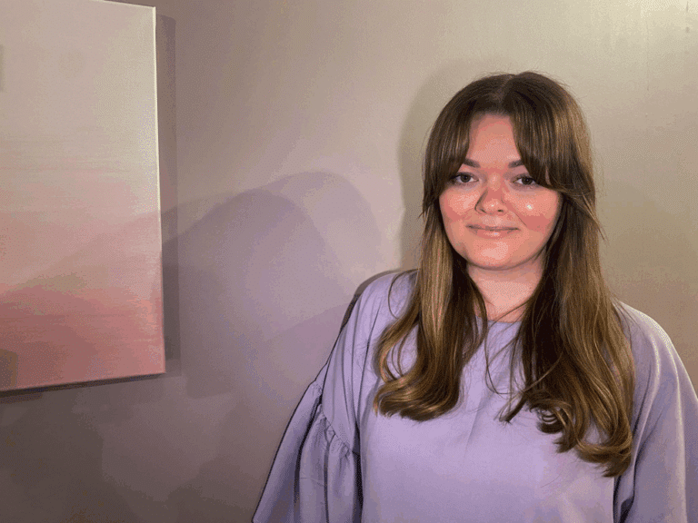 Totuus Emilia Huttusesta – Sosiaalisen median mainetta ja tosielämän taisteluita!