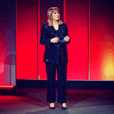 Niina Lahtinen pituus – Kuinka pitkä on Putouksen juontaja?